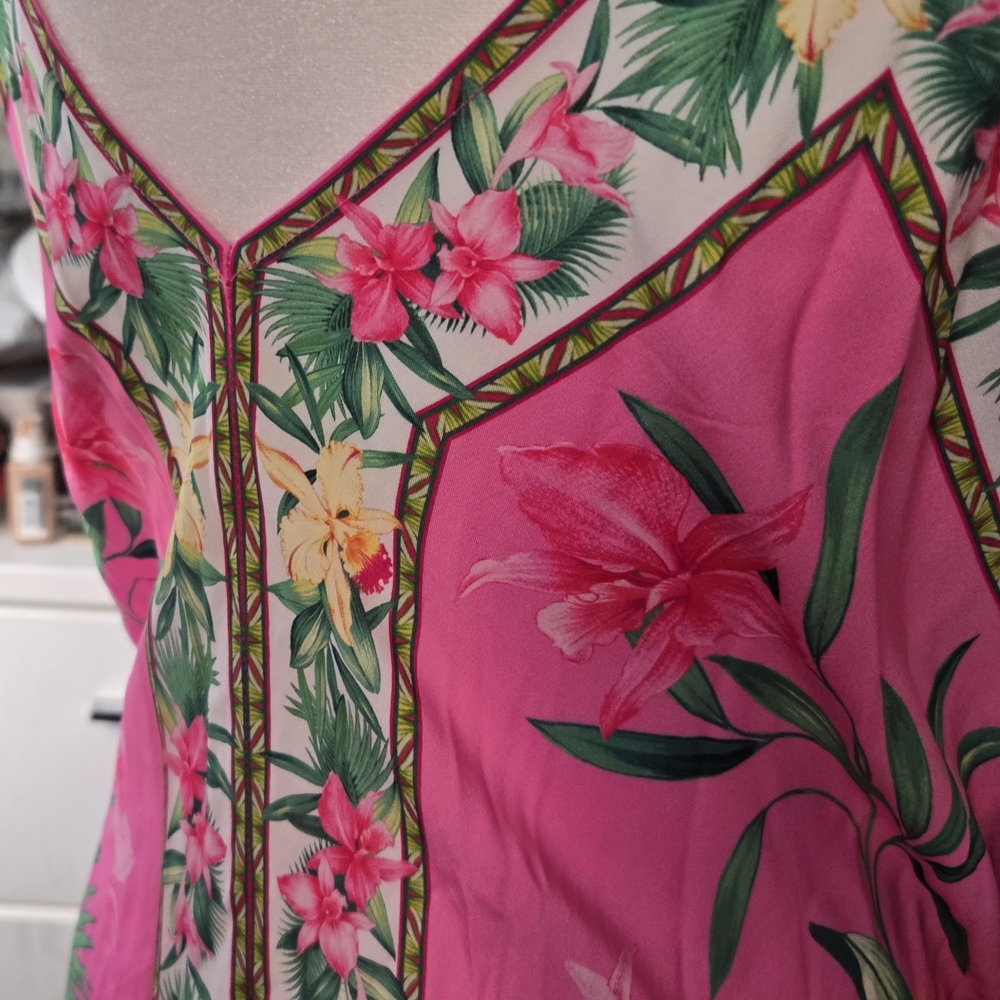Floral Pink Sleeveless Dress - Picture 2 of 7